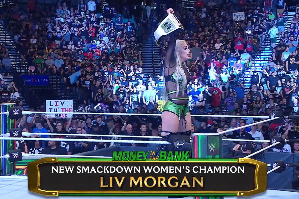 Liv Morgan cashed in her Money in the Bank contract she won earlier tonight and beat Ronda Rousey for the Women's SmackDown Championship title